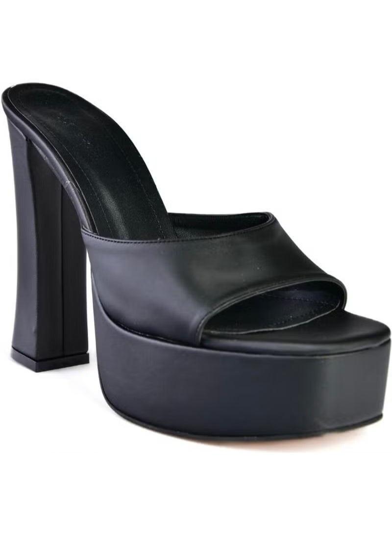 Fox Shoes صنادل نسائية بكعب عالٍ من القماش الأسود P404560604 - Image 4